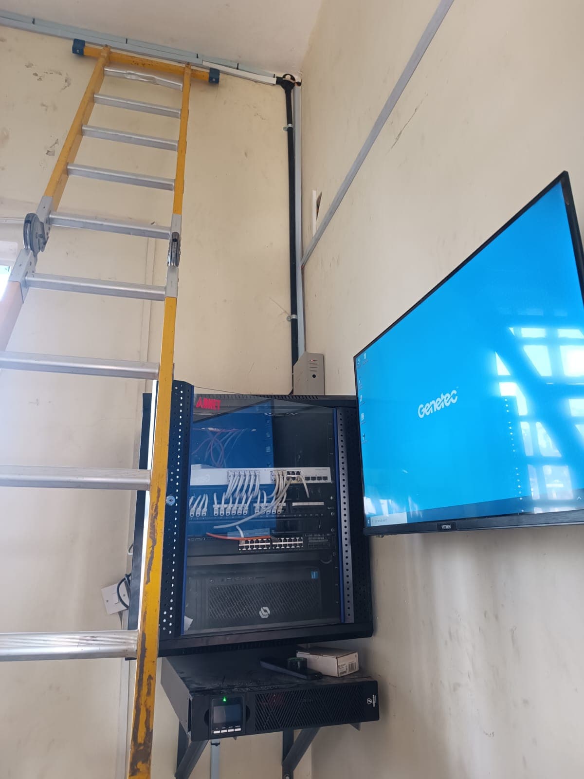 Monitor Display Setup